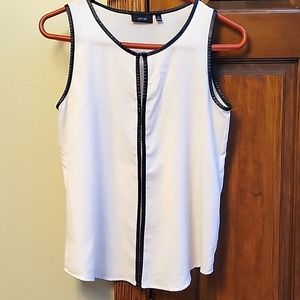 Apt 9 size XS shell tank top white with black faux leather trim